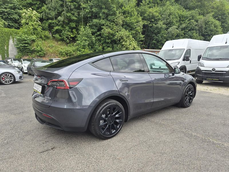 Tesla Model Y LONGE RANGE DUAL MOTOR SOH 87% - fotka 5 z 50