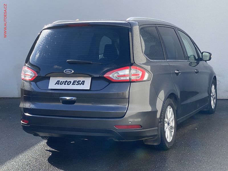 Ford Galaxy (2016) 2.0 TDCi 7míst, Titanium, AT - fotka 4 z 20