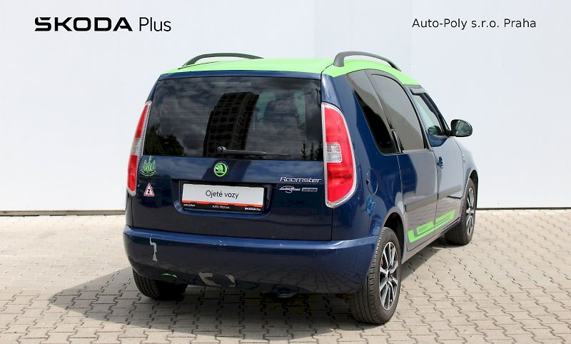 Škoda Roomster (2009) 1.4 16V 63 kW Style - fotka 2 z 20