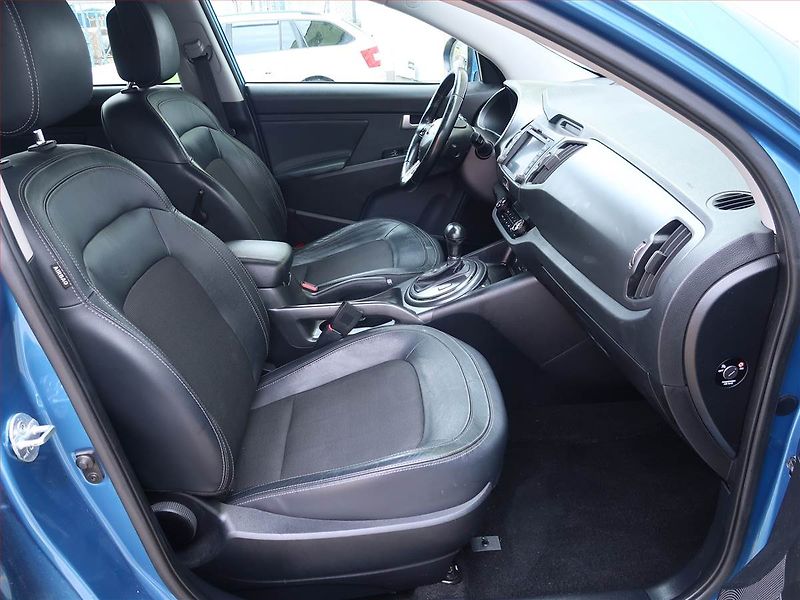 Kia Sportage (2013) 2.0 CRDi, 4X4, Automat - fotka 9 z 19