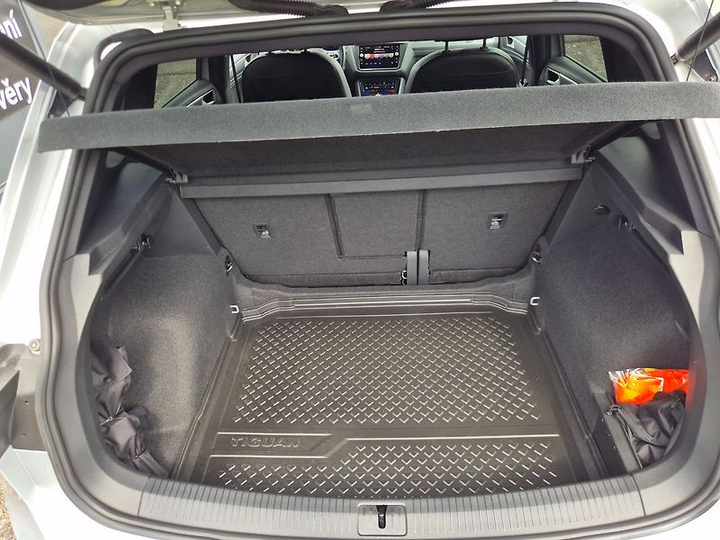 Volkswagen Tiguan 2.0TDi 147kW 4x4 automat, DPH, - fotka 27 z 34