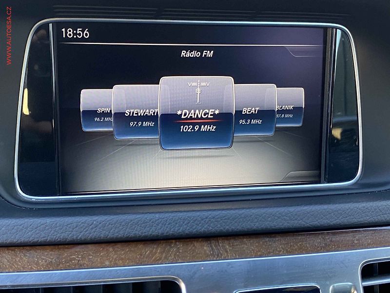 Mercedes-Benz Třídy E (2015) 2.0i E200, AT, LED, navi, - fotka 17 z 18
