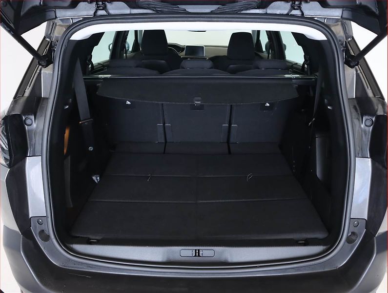 Peugeot 5008 (2021) PureTech 130, 7 míst - fotka 14 z 20
