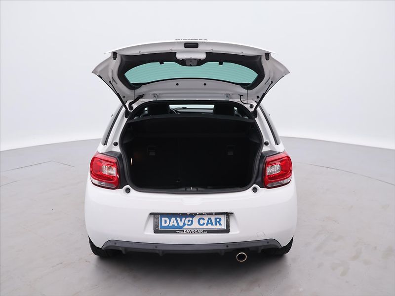 Citroën DS3 1,6 VTi 88 kW Aut. klima - fotka 9 z 31