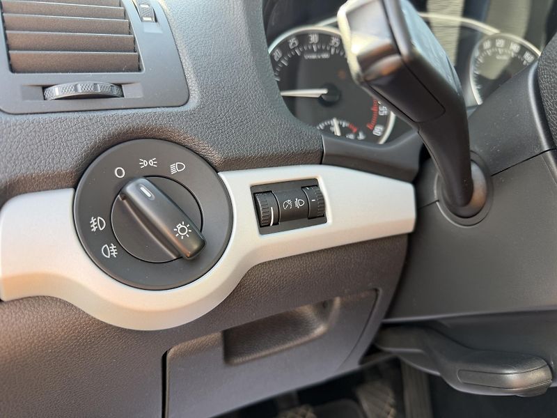 Škoda Octavia (2011) 2,0TDI 103 kW ELEGANCE 1MAJITE - fotka 34 z 48