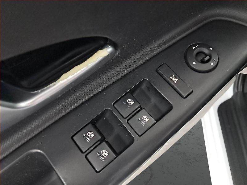Kia Ceed (2009) 1.6 CVVT, nová STK, zamluveno - fotka 17 z 17