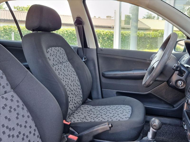 Škoda Fabia 1,2 HTP 40kW AC KLIMA - - fotka 14 z 27