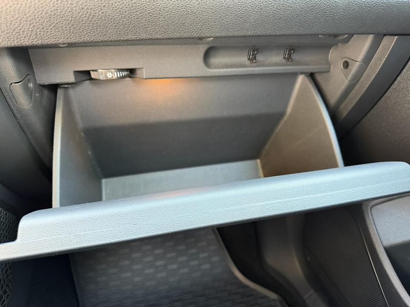 Volkswagen Touran (2018) Highline 1,4 TSI DSG, odpočet - fotka 17 z 37