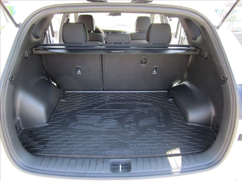 Hyundai Tucson 2.0CRDi 4WD, automat - fotka 39 z 47