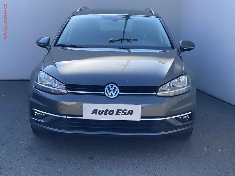 Volkswagen Golf (2017) 1.0 TSi, Comfortline, navi - fotka 2 z 19