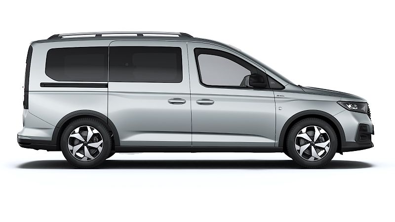 Ford Tourneo Connect (2026) Active, Grand Tourneo, 2.0 Eco - fotka 8 z 9
