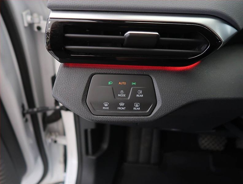 Volkswagen ID.4 (2021) Pro Perf. (82 kWh), SoH 92% - fotka 26 z 28