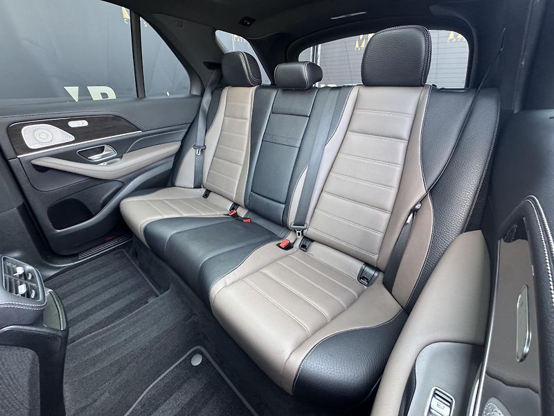 Mercedes-Benz GLE (2019) 400d 4M, AMG Line, 360°, DPH - fotka 15 z 47