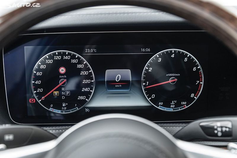 Mercedes-Benz Třídy S 560 4M,Facelift,Folie,Panorama - fotka 22 z 36