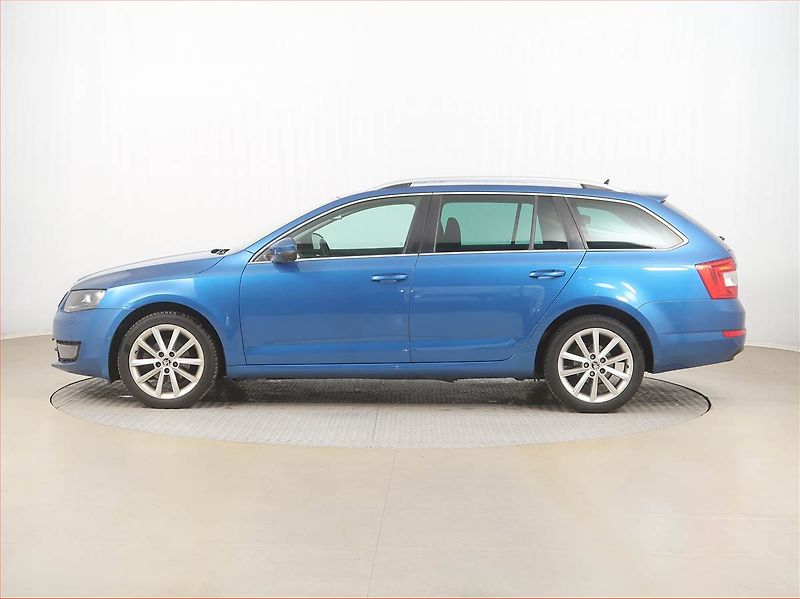 Škoda Octavia (2014) Style Plus 1.6 TDI, Automat - fotka 3 z 16
