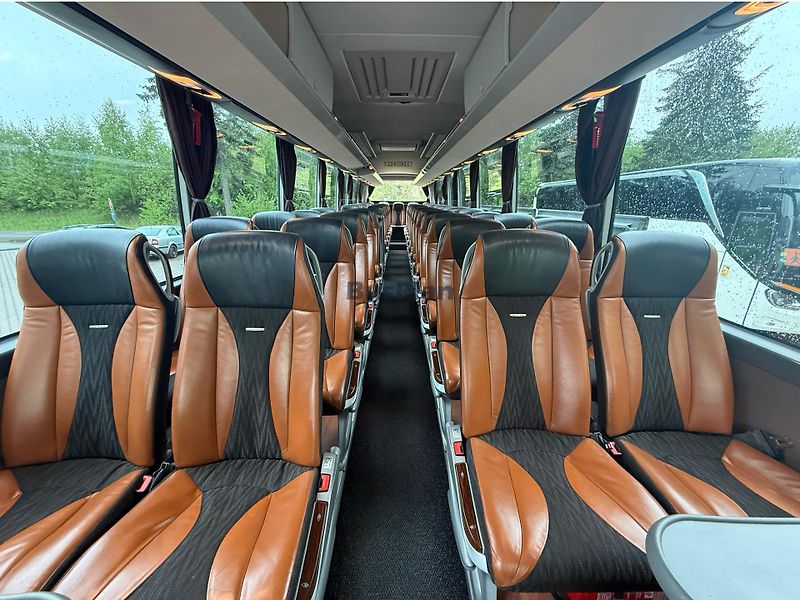 Setra (2015) S515 HD TOP VÝBAVA + 880l  - fotka 7 z 29