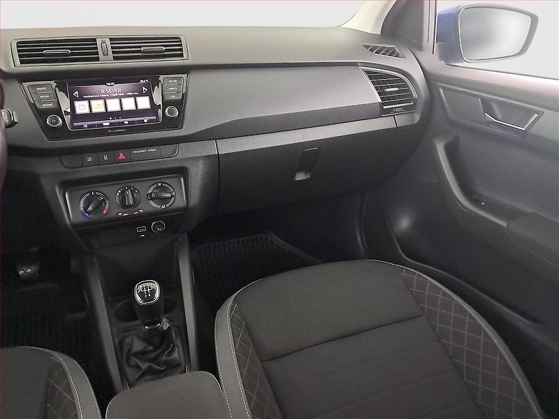 Škoda Fabia (2020) Ambition 1.0 TSI, ČR,1.maj - fotka 8 z 17