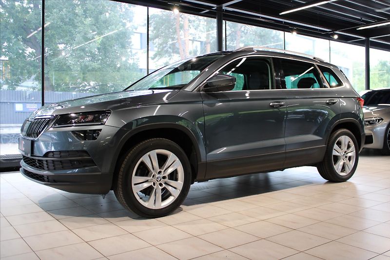 Škoda Karoq 2.0 TDi 4x4 Style - fotka 3 z 30