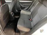 Škoda Octavia (2015) 1.6 TDI, ČR, servis.kniha, AC - náhled 10