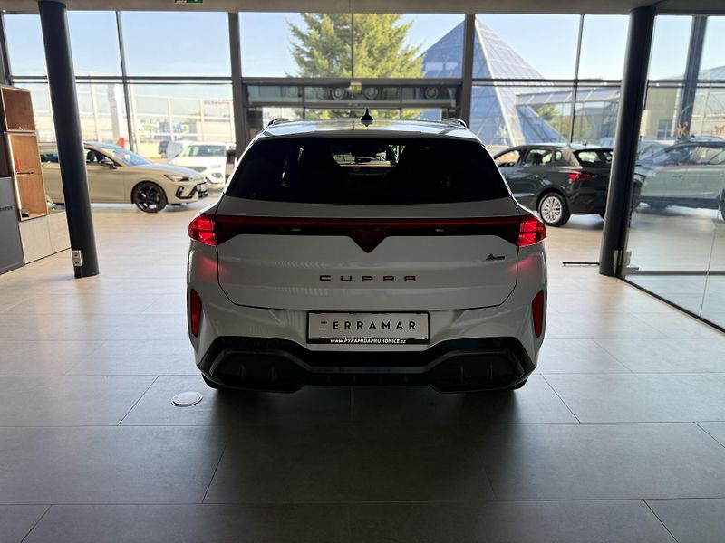 Cupra Terramar (2026) VZ 2.0 TSi 265k DSG 4WD - fotka 8 z 16