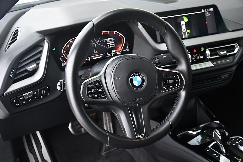 BMW Řada 2 218d M-SPORT 1M ČR ACC - fotka 15 z 45