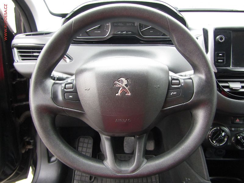 Peugeot 208 (2018) 1.2i, ČR, AC - fotka 19 z 20