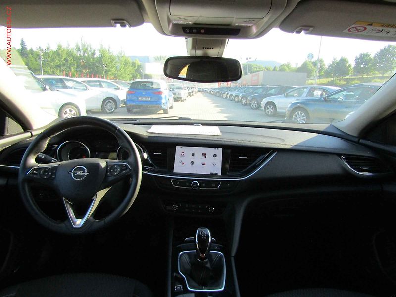 Opel Insignia (2017) 1.5T, LED, navi park.čidla - fotka 8 z 18