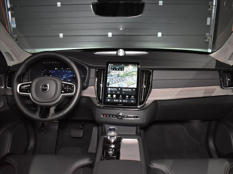 Volvo XC90 2,0 T8 AWD Ultra B&W,Vzduch - fotka 15 z 29