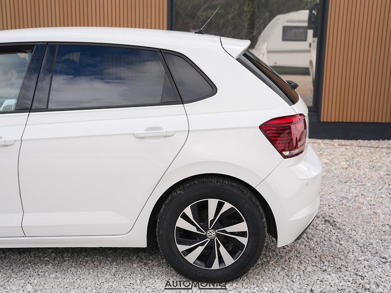 Volkswagen Polo (2018) 1.0 Tempomat, Klíma, Výhrev s. - fotka 17 z 21