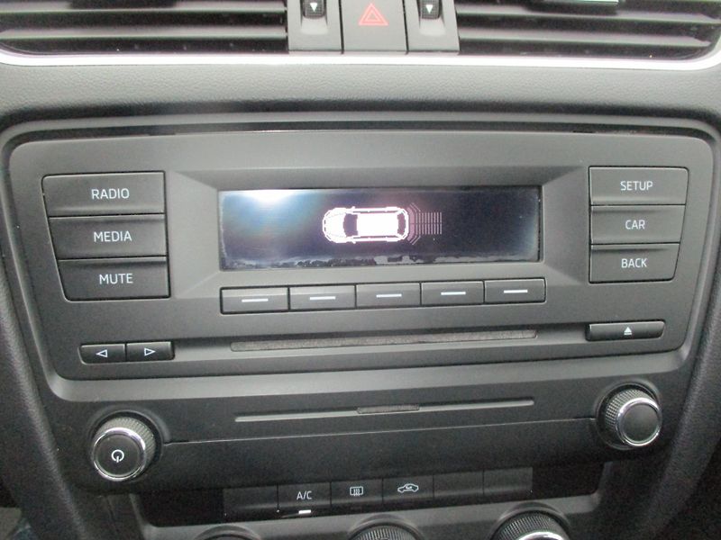 Škoda Octavia 1.2 TSi AMB*SERVIS*L+Z PNEU - fotka 15 z 40