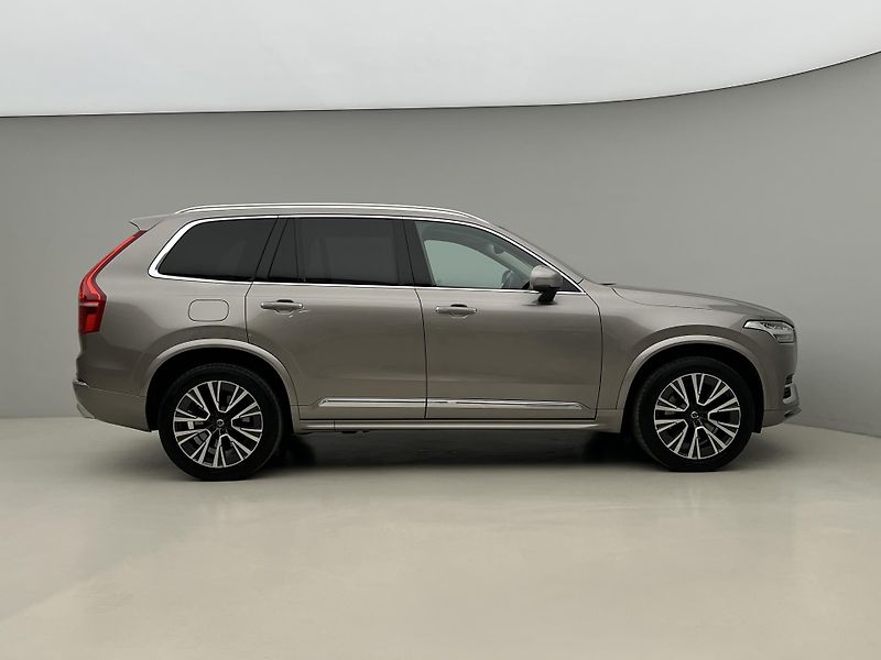 Volvo XC90 B5 AWD INSCRIPTION 7 MÍST - fotka 10 z 49