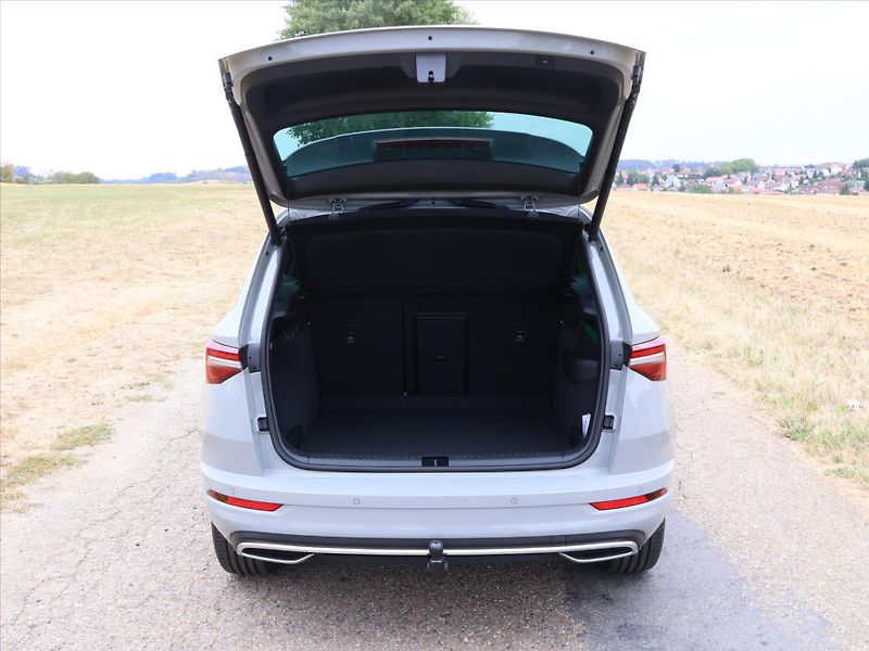 Škoda Karoq 2,0 TDI 4x4 DSG Sportline DPH - fotka 9 z 34