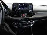 Hyundai i30 (2018) 1.0 T-GDI, Tempomat - náhled 10