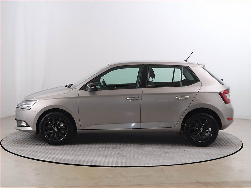 Škoda Fabia (2018) Style Plus 1.0 TSI, Automat - fotka 3 z 18
