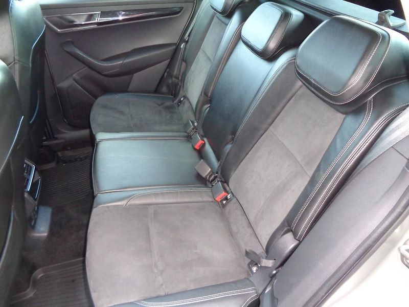 Škoda Karoq 2.0 TDI 4X4 DSG STYLE PLUS - fotka 27 z 30