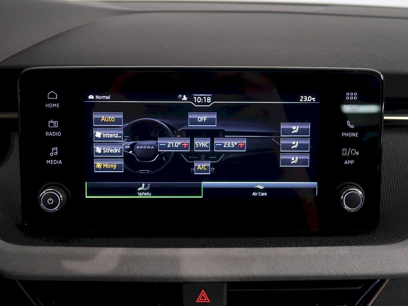 Škoda Scala (2025) TOP SELECTION 1.0TSI 85KW DSG - fotka 28 z 37