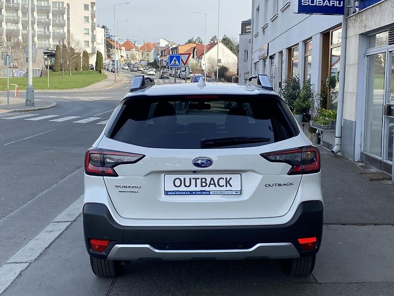 Subaru Outback (2025) 2.5i-Touring EyeSight -2025,5 - fotka 4 z 17