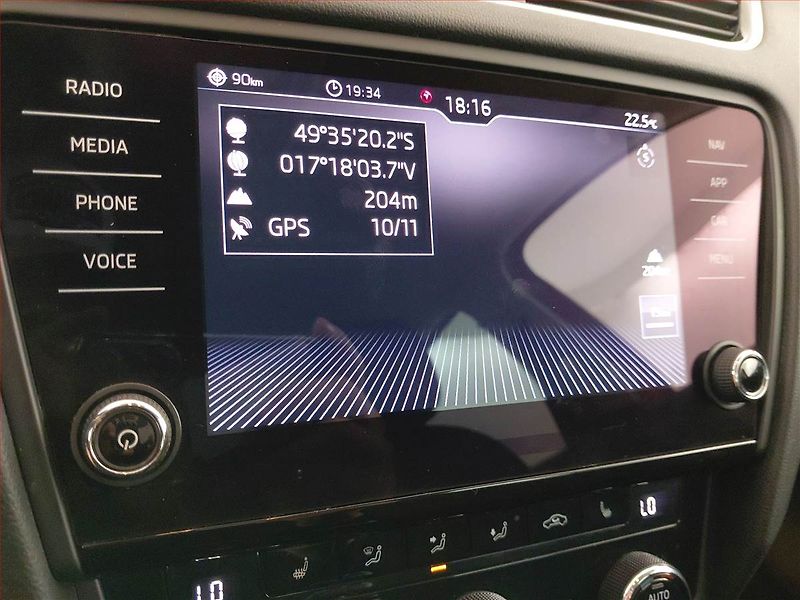 Škoda Octavia (2018) Style 2.0 TDI, Navi, Tempomat - fotka 13 z 20