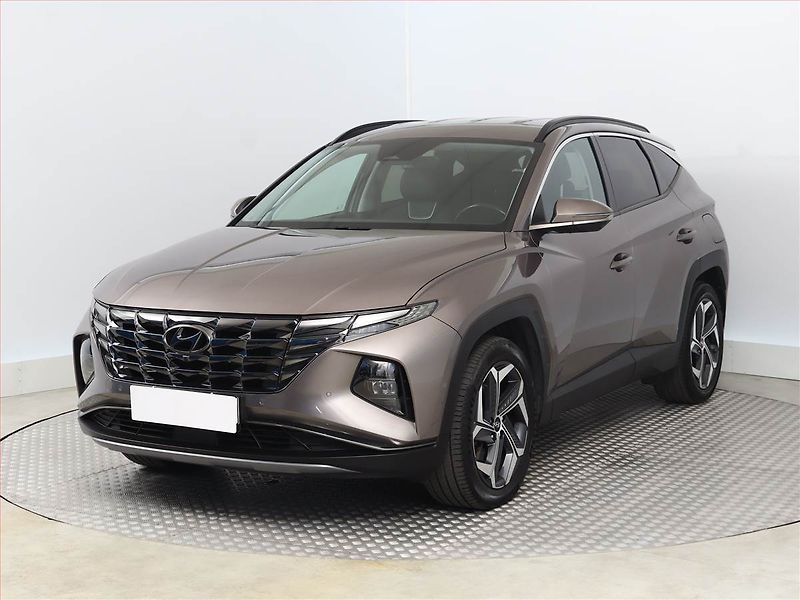 Hyundai Tucson (2022) 1.6 T-GDI PHEV - fotka 2 z 22