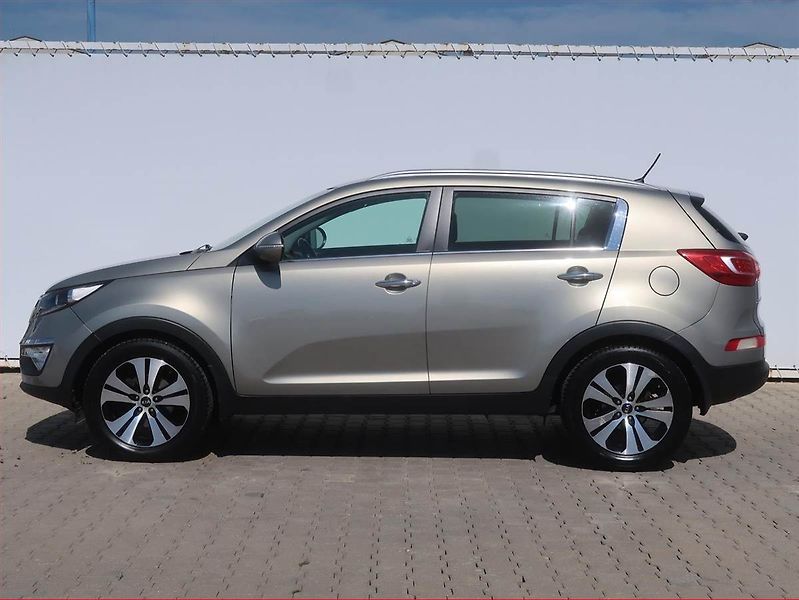 Kia Sportage (2012) 1.7 CRDi, Serv.kniha, Tempomat - fotka 3 z 15