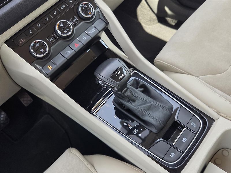 Škoda Kodiaq 2,0 TDi 140kW DSG 4x4 Style Pl - fotka 20 z 26