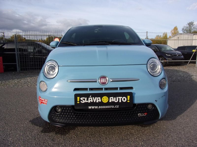 Fiat 500e (2017) 24kWh ATRAKTIVNÍ BARVA+VÝBAVA  - fotka 2 z 20
