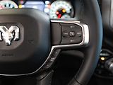 Dodge RAM (2025) 5.7 V8 Laramie Sport 6 LIFT - náhled 24