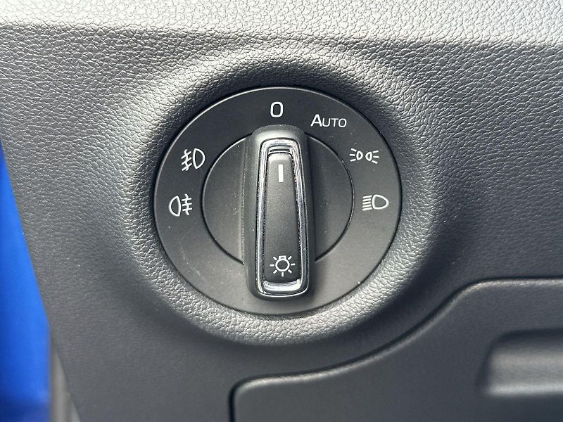 Škoda Kamiq (2021) 1.0 TSI DSG Monte Carlo - fotka 25 z 34