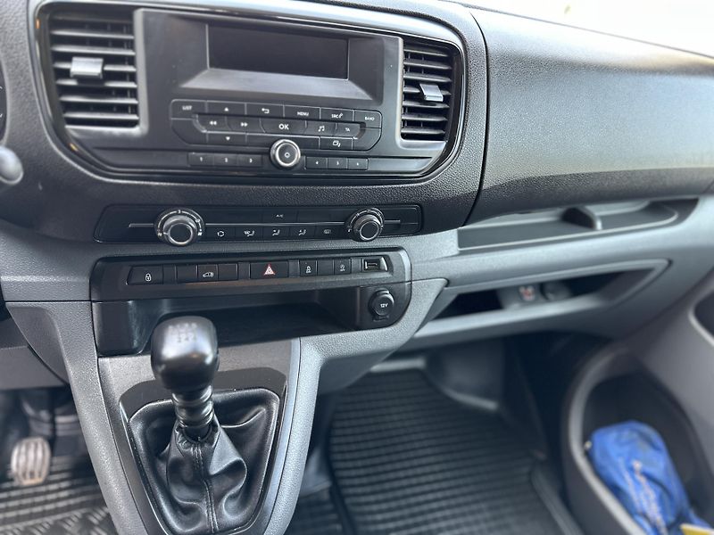Opel Vivaro 1.5CDTi-88KW-DPH-KLIMA-TEMPOMA - fotka 12 z 14