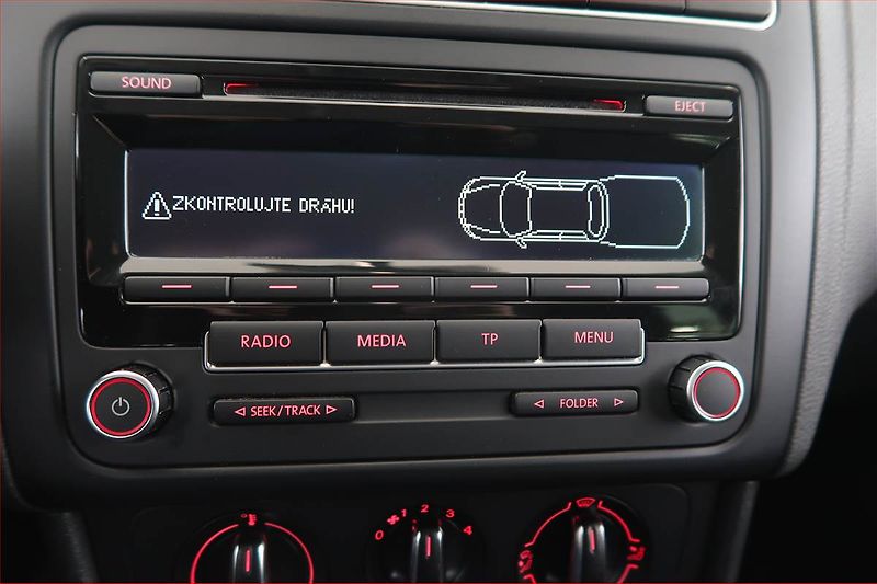 Volkswagen Polo (2012) 1.2 TDI, Tempomat - fotka 14 z 16