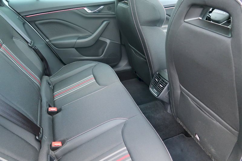 Škoda Scala (2025) Monte Carlo 1,5 TSi /110 kW DS - fotka 18 z 32