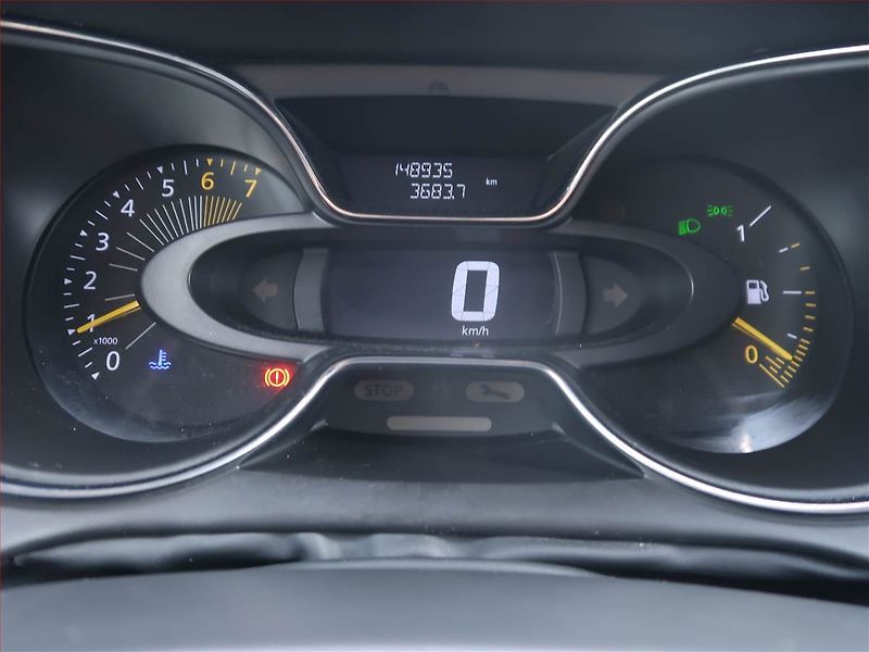 Renault Captur (2014) 0.9 TCe, Navi, Tempomat - fotka 11 z 14