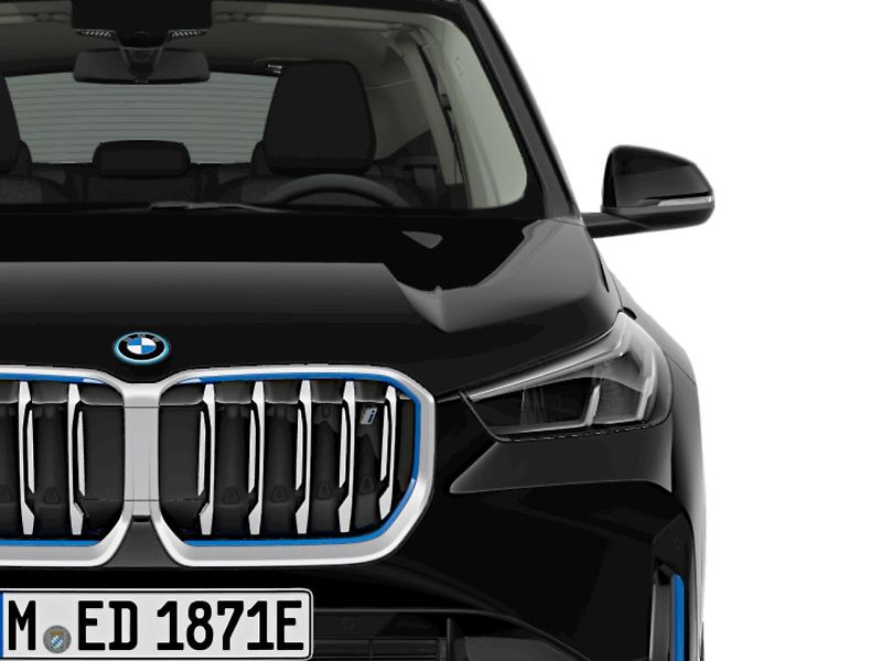 BMW iX1 xDrive30 - fotka 5 z 12