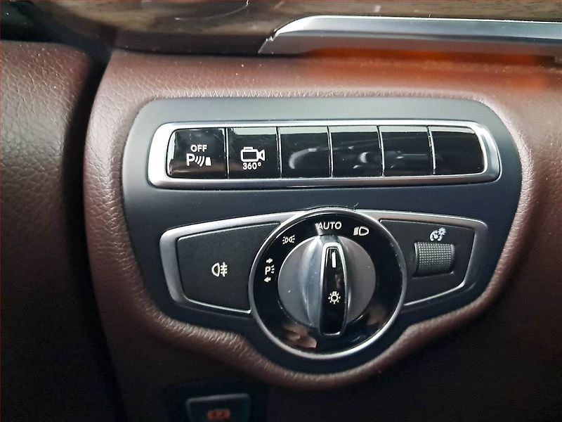 Mercedes-Benz Třídy V (2017) 250 d, ČR, DPH - fotka 21 z 23
